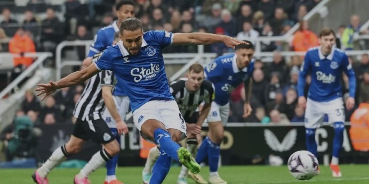 Newcastle turhautunut, Calvert-Lewinin rangaistus pelastaa Everton